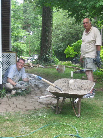2005_06_05 Randy Dad and sidewalk.jpg